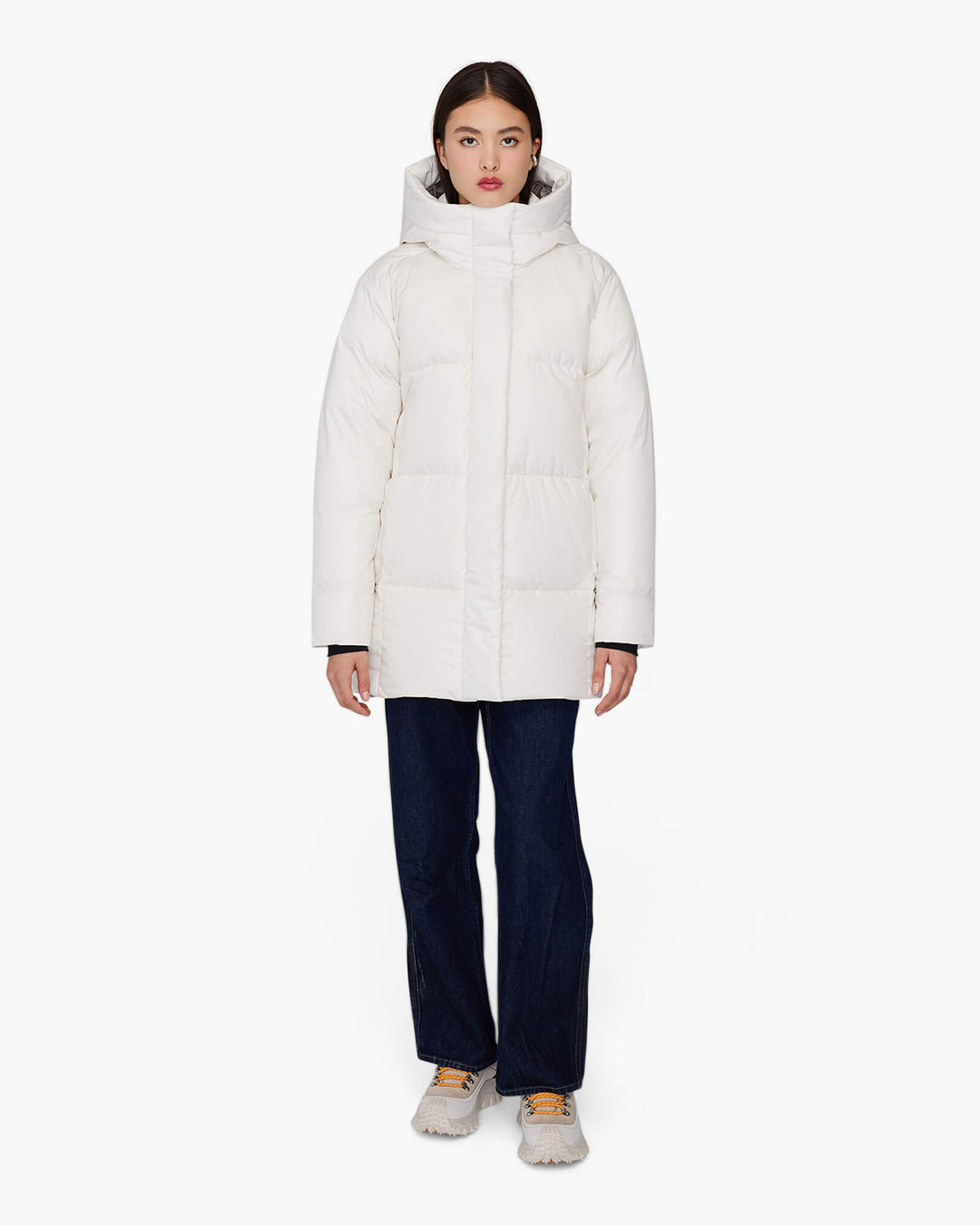 JUNE 2.0 | Manteau bouffant en duvet à capuchon