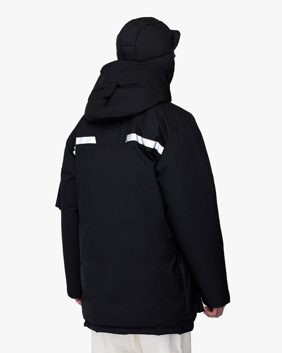 default:Black|fr:Noir