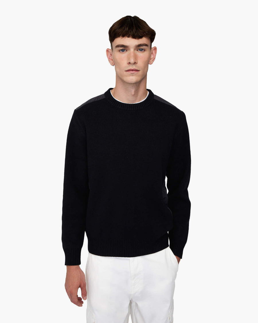 default:Black|fr:Noir