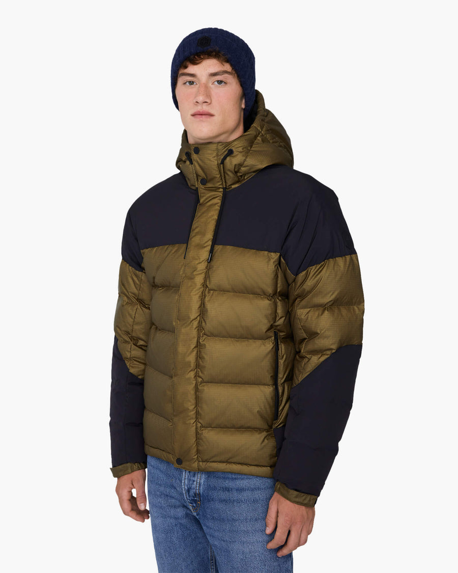 default:Khaki|fr:Kaki