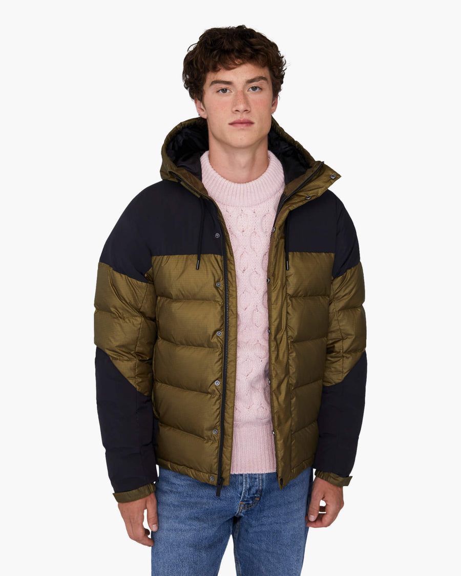 default:Khaki|fr:Kaki