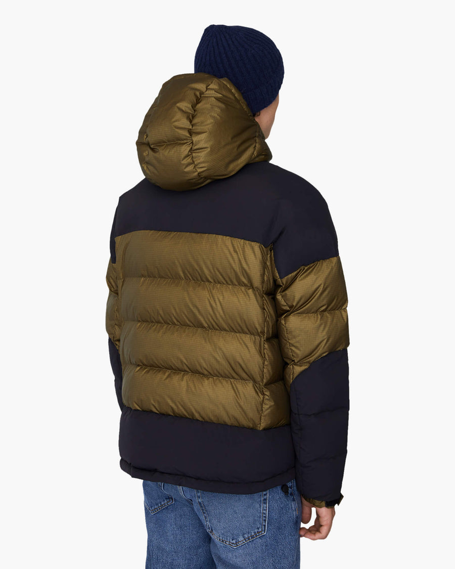 default:Khaki|fr:Kaki