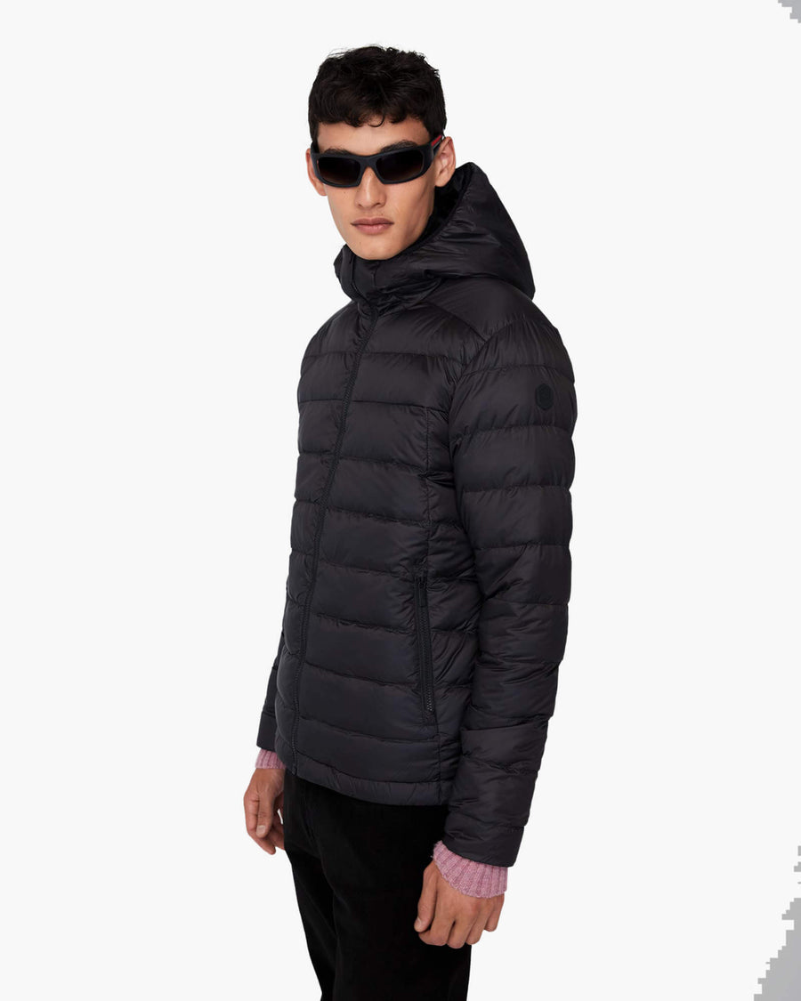 default:Black|fr:Noir