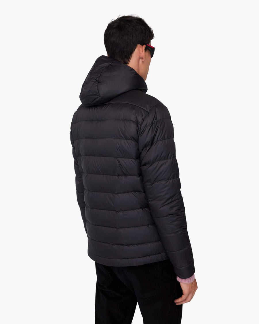 default:Black|fr:Noir
