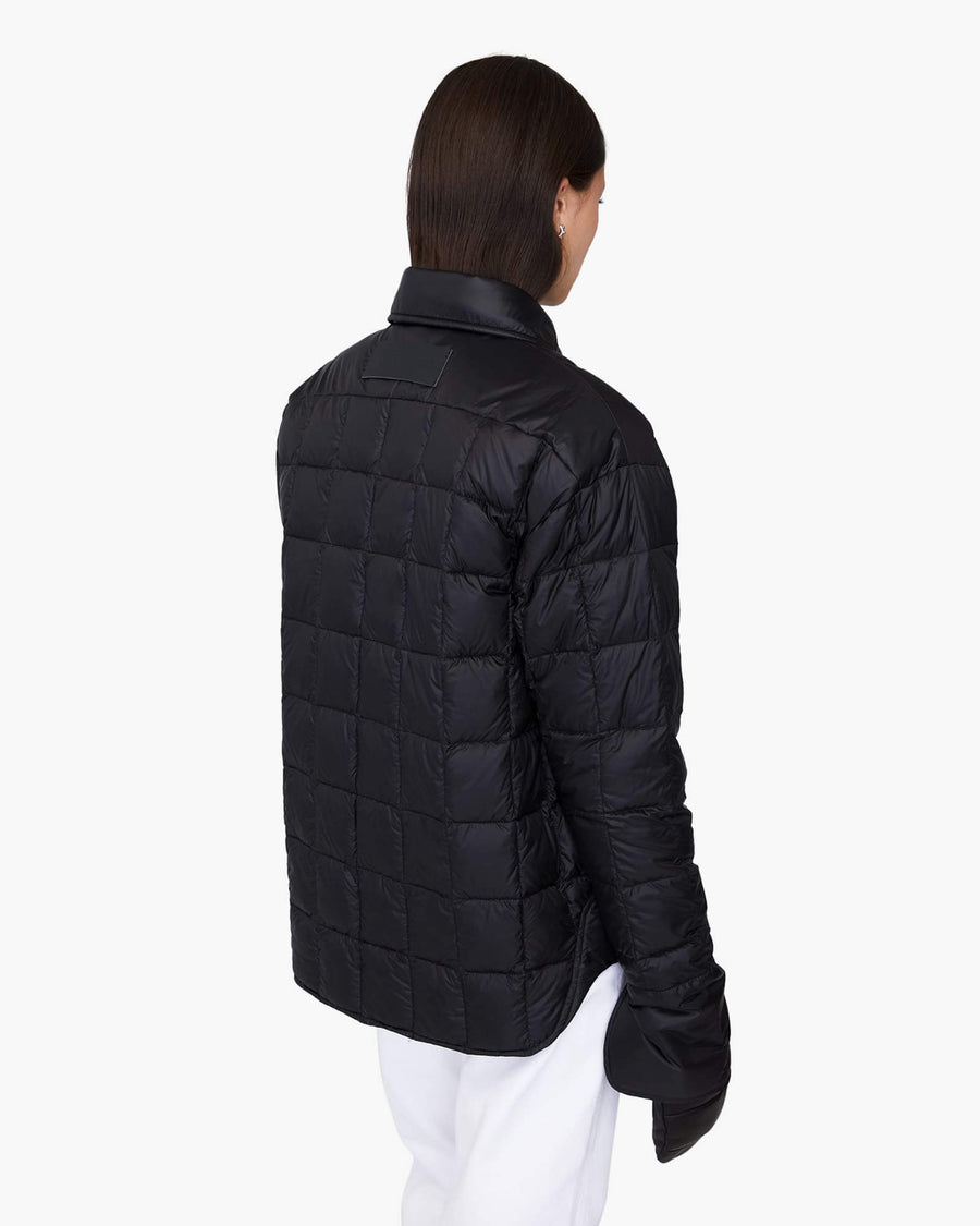 default:Black|fr:Noir