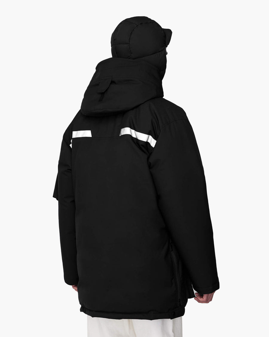 default:Black|fr:Noir