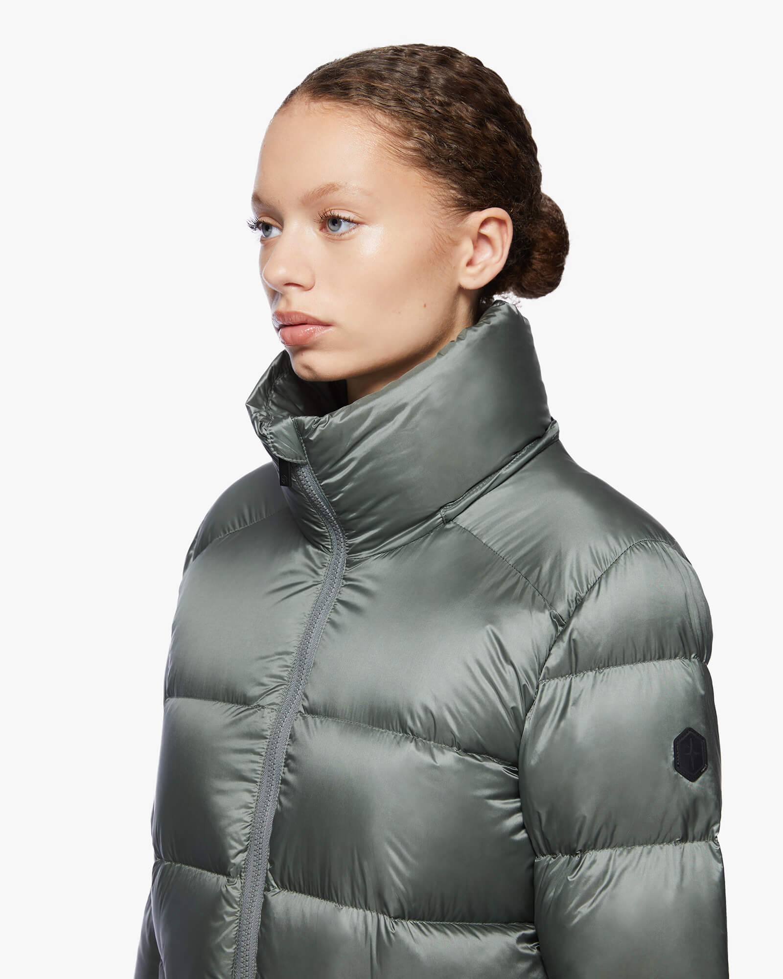 Moncler lena hooded puffer 2025 jacket